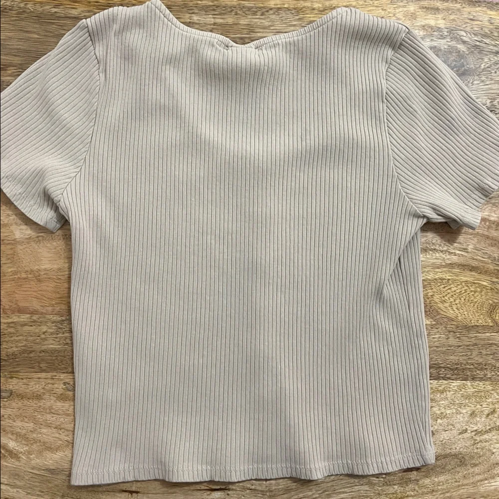 H&M Ribbed Shirt - Picture 5 of 5